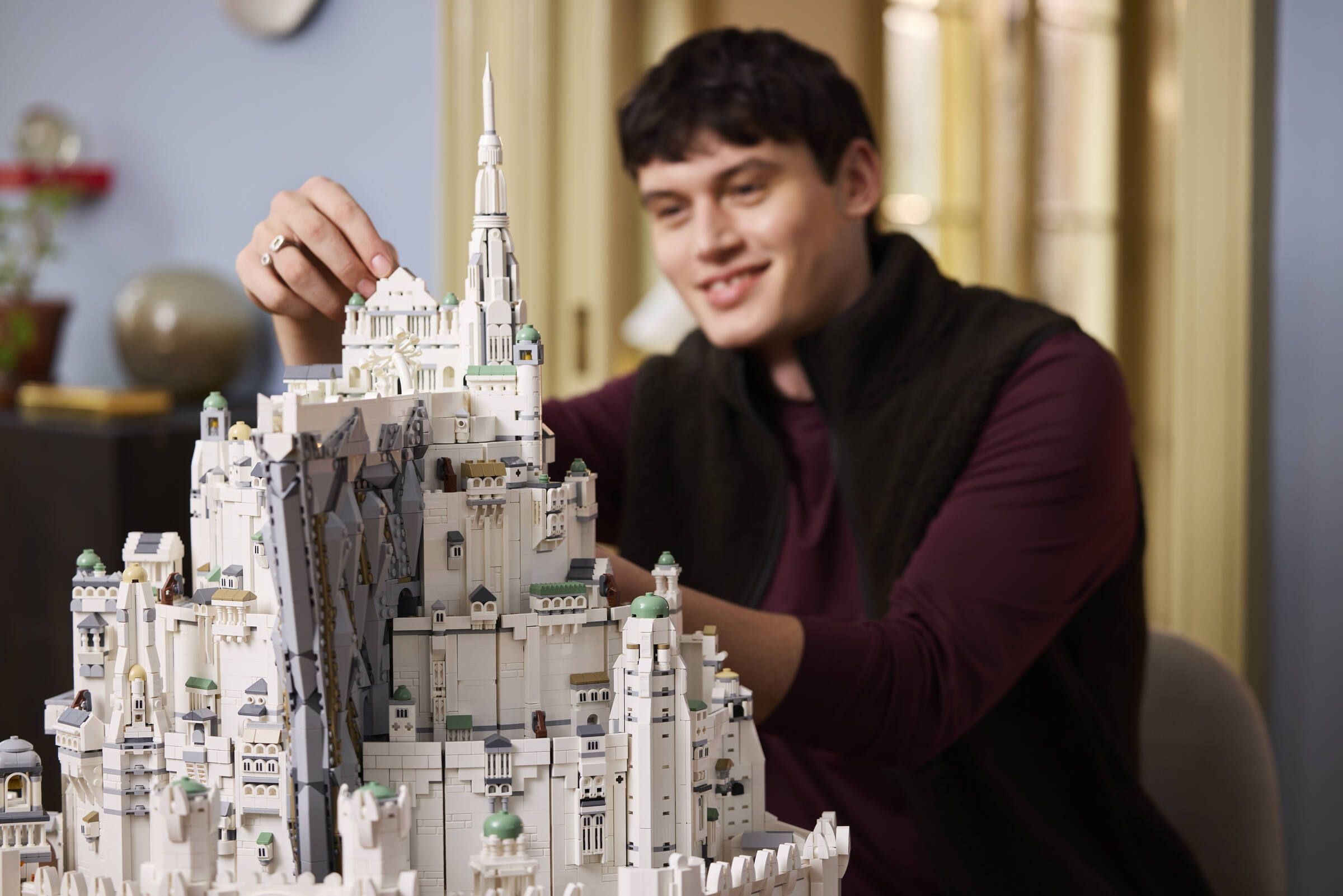 LEGO® Icons 11377 Der Herr der Ringe: Minas Tirith™ / Ohne Minifiguren