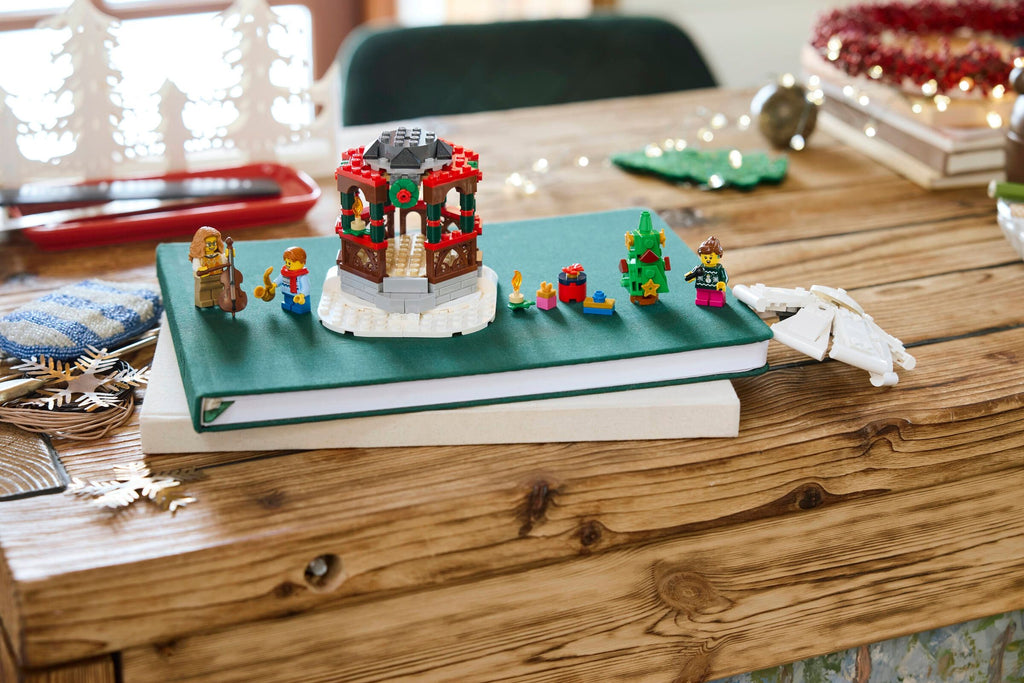 LEGO® Promotional 40778 Winter Pavillon