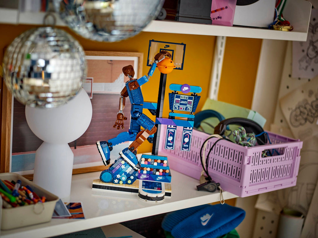 LEGO® 43010 Nike Slam Dunk