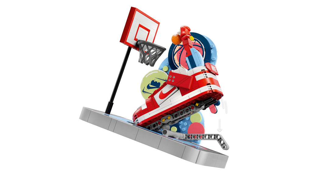 LEGO® 43021 Nike Dunk Trickshot