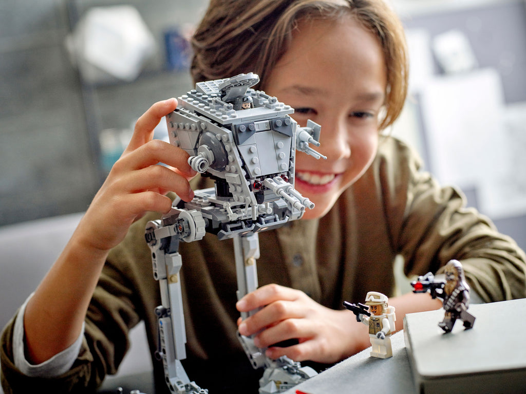 LEGO® Star Wars 75322 AT-ST™ auf Hoth