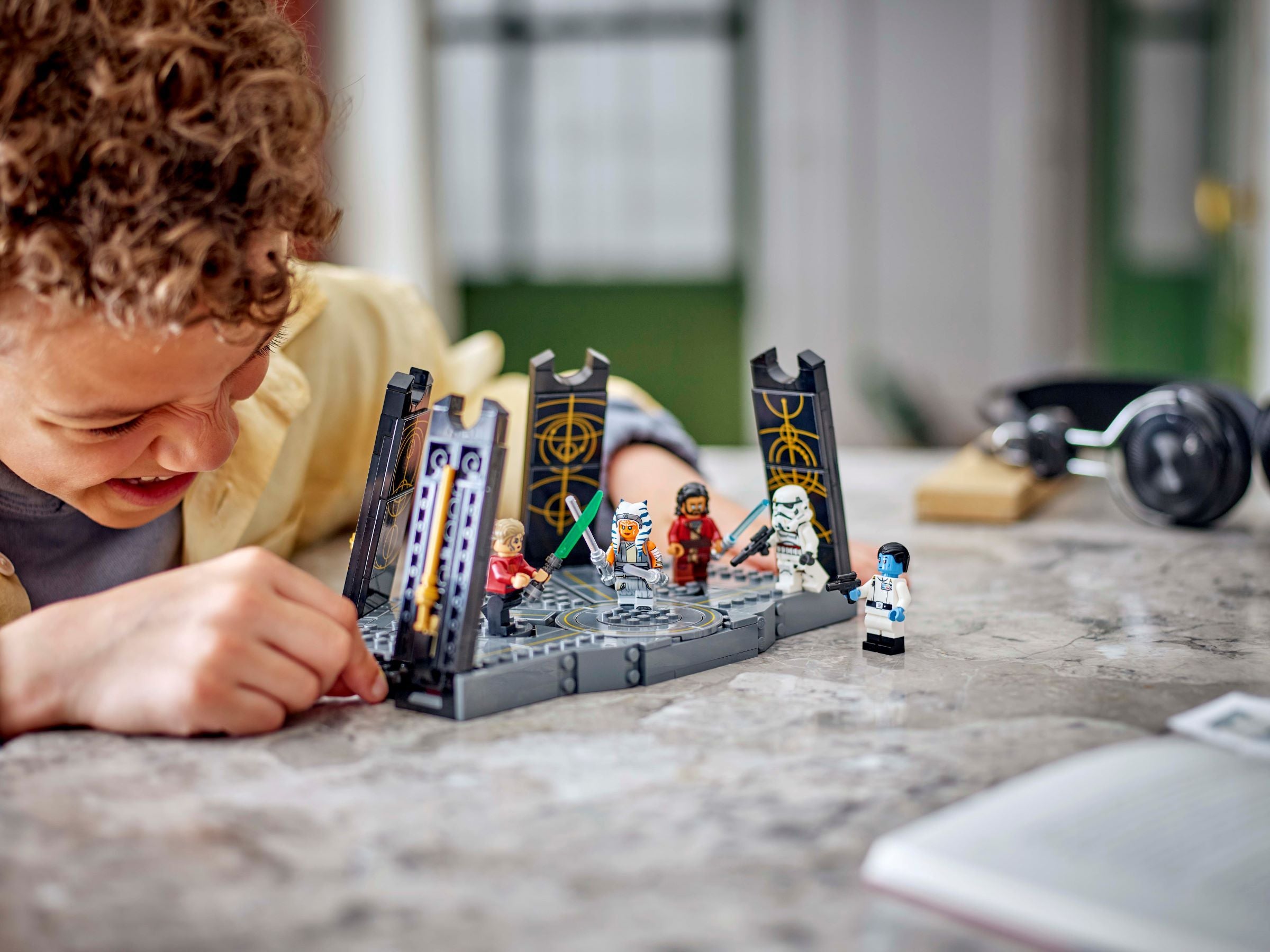 LEGO® Star Wars 75385 Ahsoka Tano's Duell auf Peridea